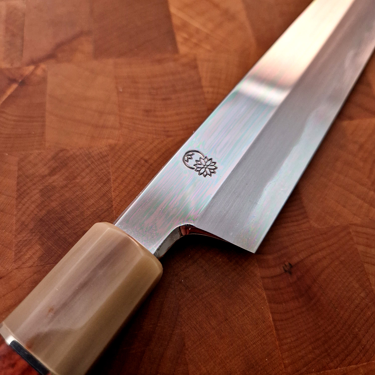 30cm Yanagiba, Mirror Polished, Shirogami II, inkl Saya - SAKAI KIKUMORI — bilde 4