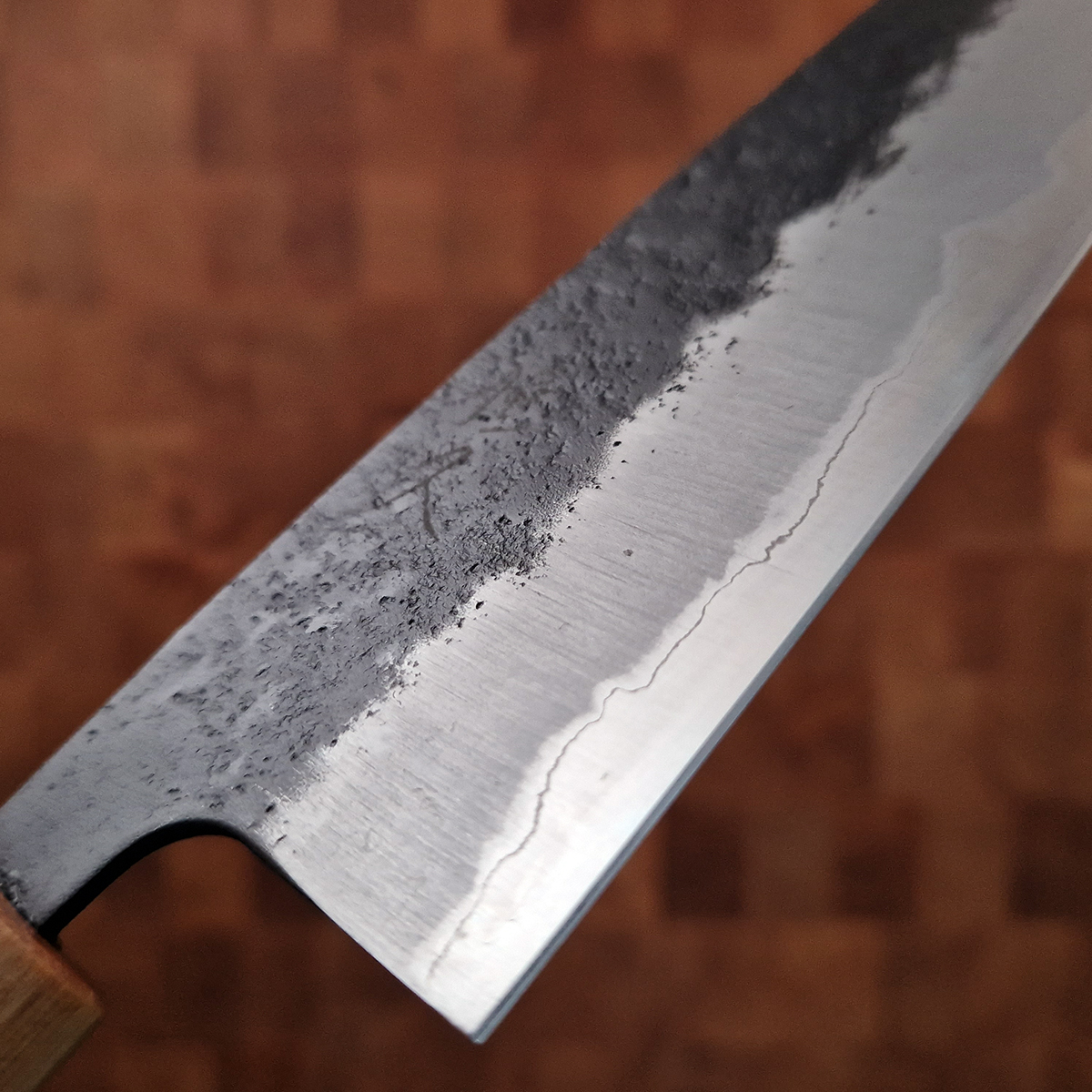 16.5cm Grønsakskniv (Santoku), Kurouchi, Super Aogami - HARAUYUKI — bilde 4