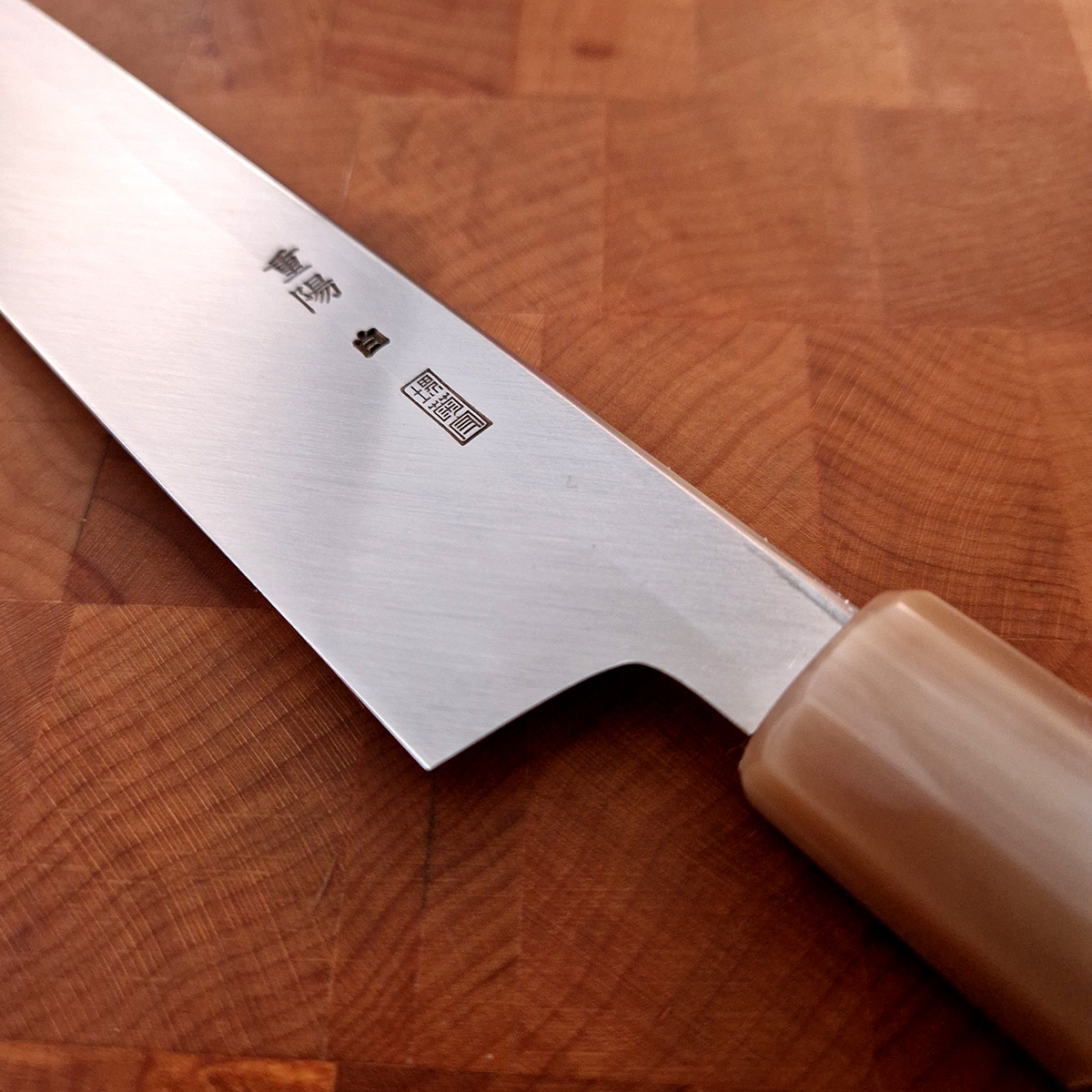 30cm Kiritsuke Yanagiba, Mirror Polished, Shirogami II, inkl Saya - SAKAI KIKUMORI — bilde 4