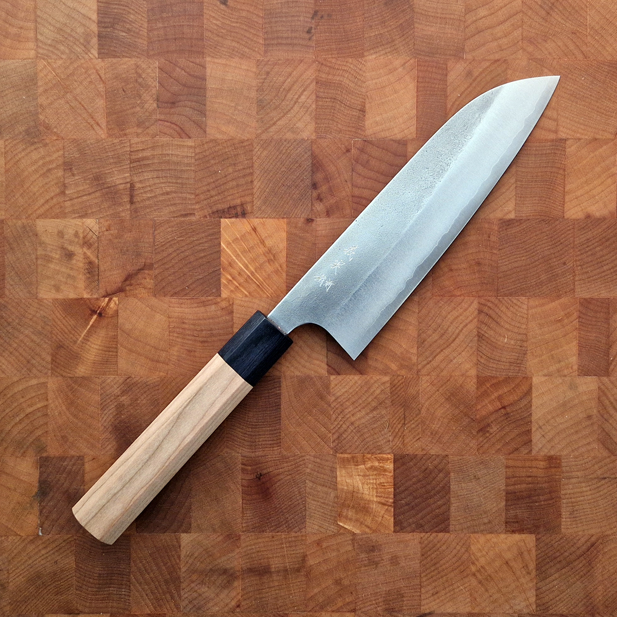 16,5cm Grønnsakskniv (Santoku) Nashiji, Super Aogami - YOSHIMI KATO