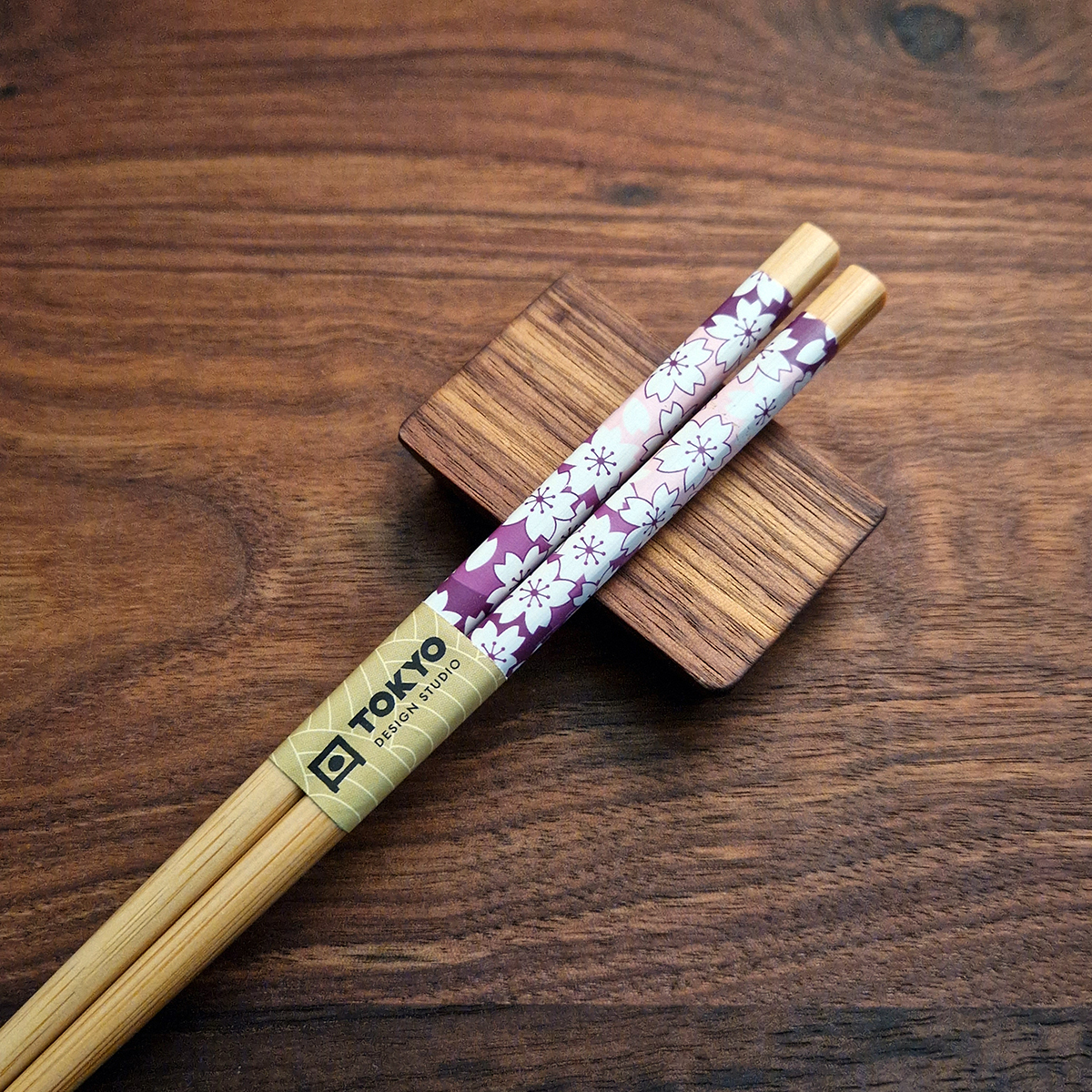 Spisepinner 5 par i gaveeske "Purple Sakura" - Tokyo design studio — bilde 2
