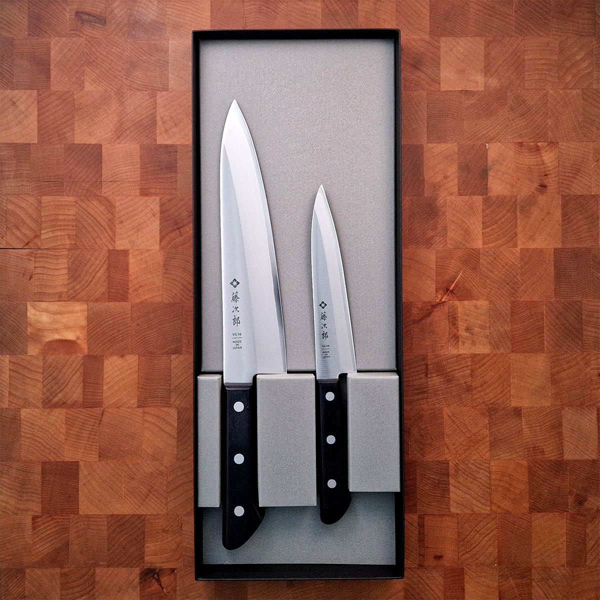 Knivsett 20cm Kokkekniv og 13,5cm Universalkniv, DP - TOJIRO — bilde 1