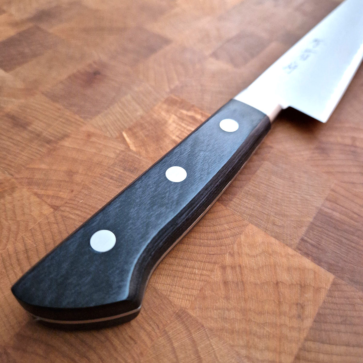 24cm Sujihiki Nashiji/hamret, V5 - SAKAI KIKUMORI — bilde 5