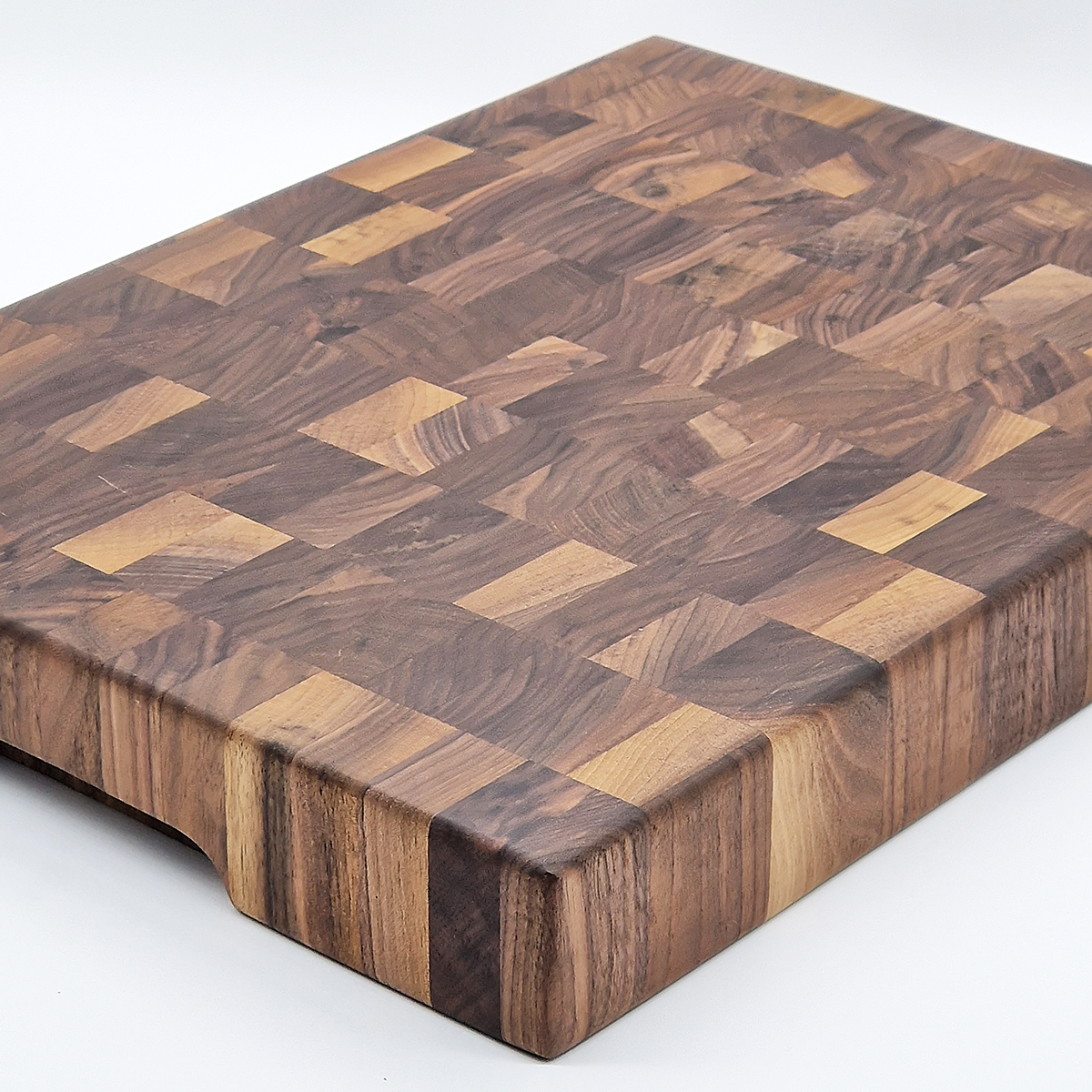 Skjærebrett (40 x 30 x 5cm) - endeved, stående stav, valnøtt — bilde 2