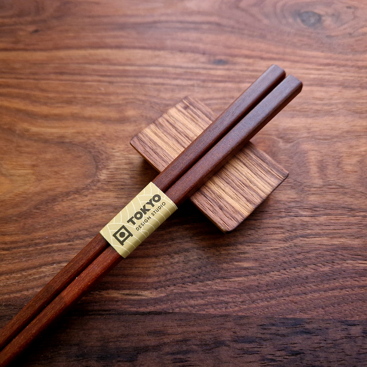 Spisepinner 5 par i gaveeske "Plain Brown" - Tokyo design studio — bilde 2