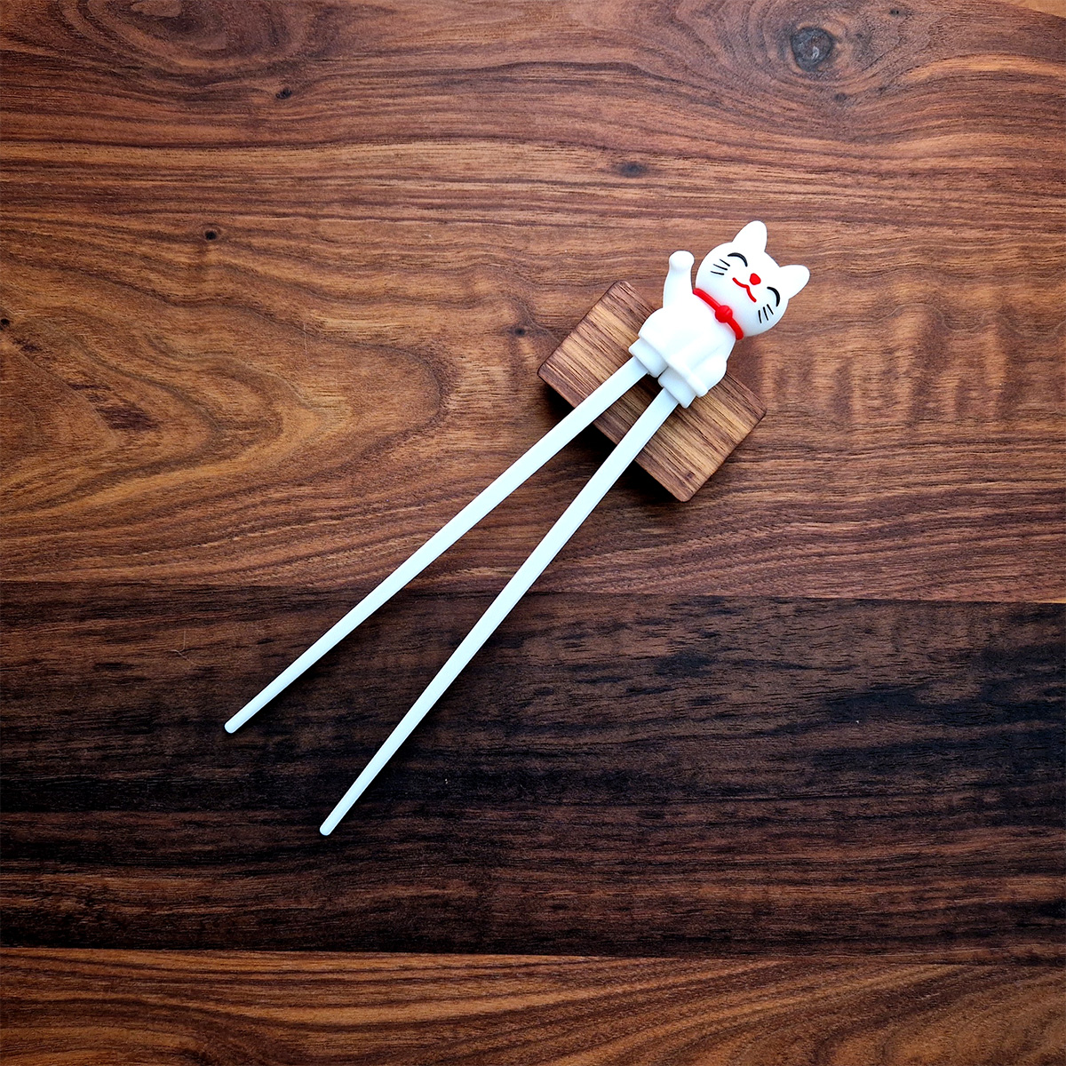 Spisepinner barn, "Lucky Cat" 22cm Hvit - Tokyo design studio — bilde 1