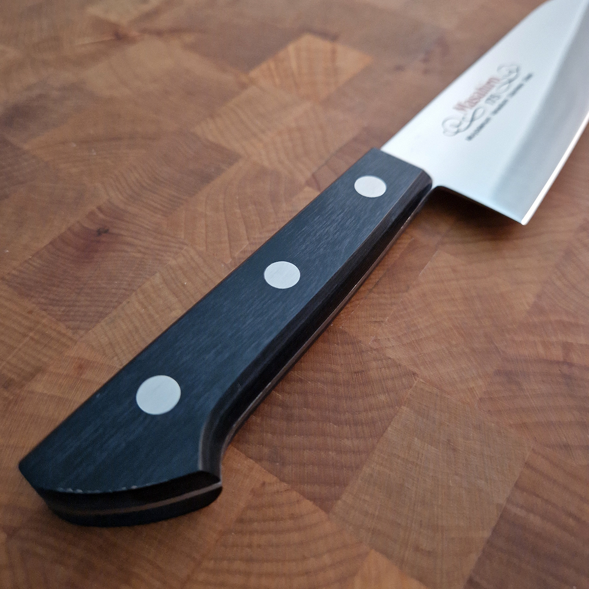 17,5cm Grønnsakskniv (Santoku), MV - MASAHIRO — bilde 3