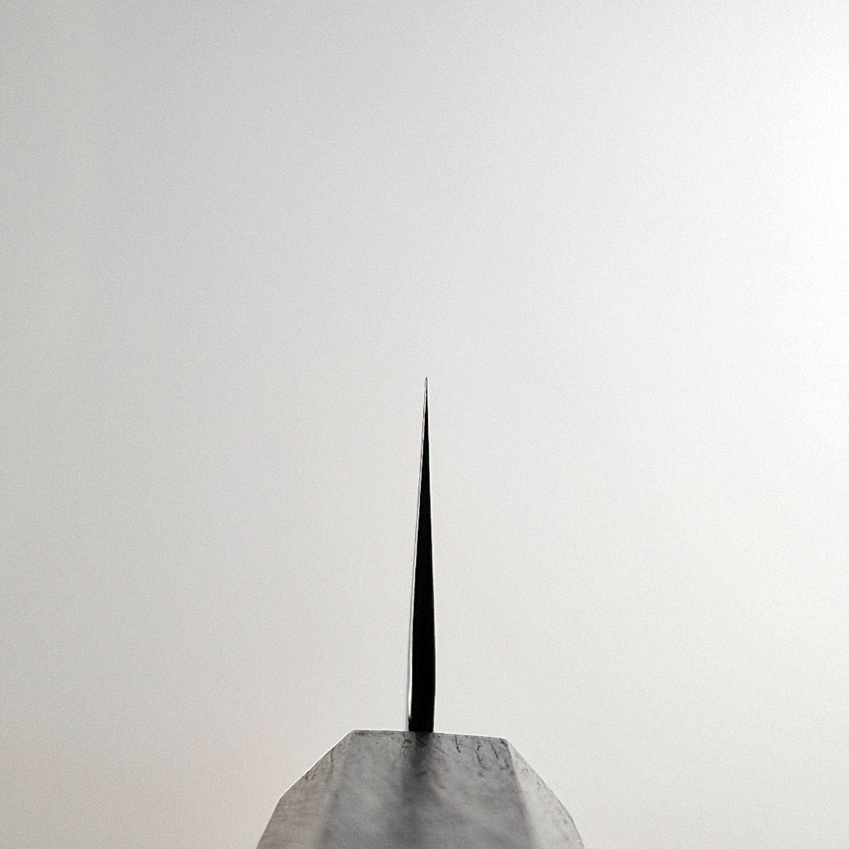 18cm Grønnsakskniv (Santoku) AUS8 - SAKAI KIKUMORI — bilde 5