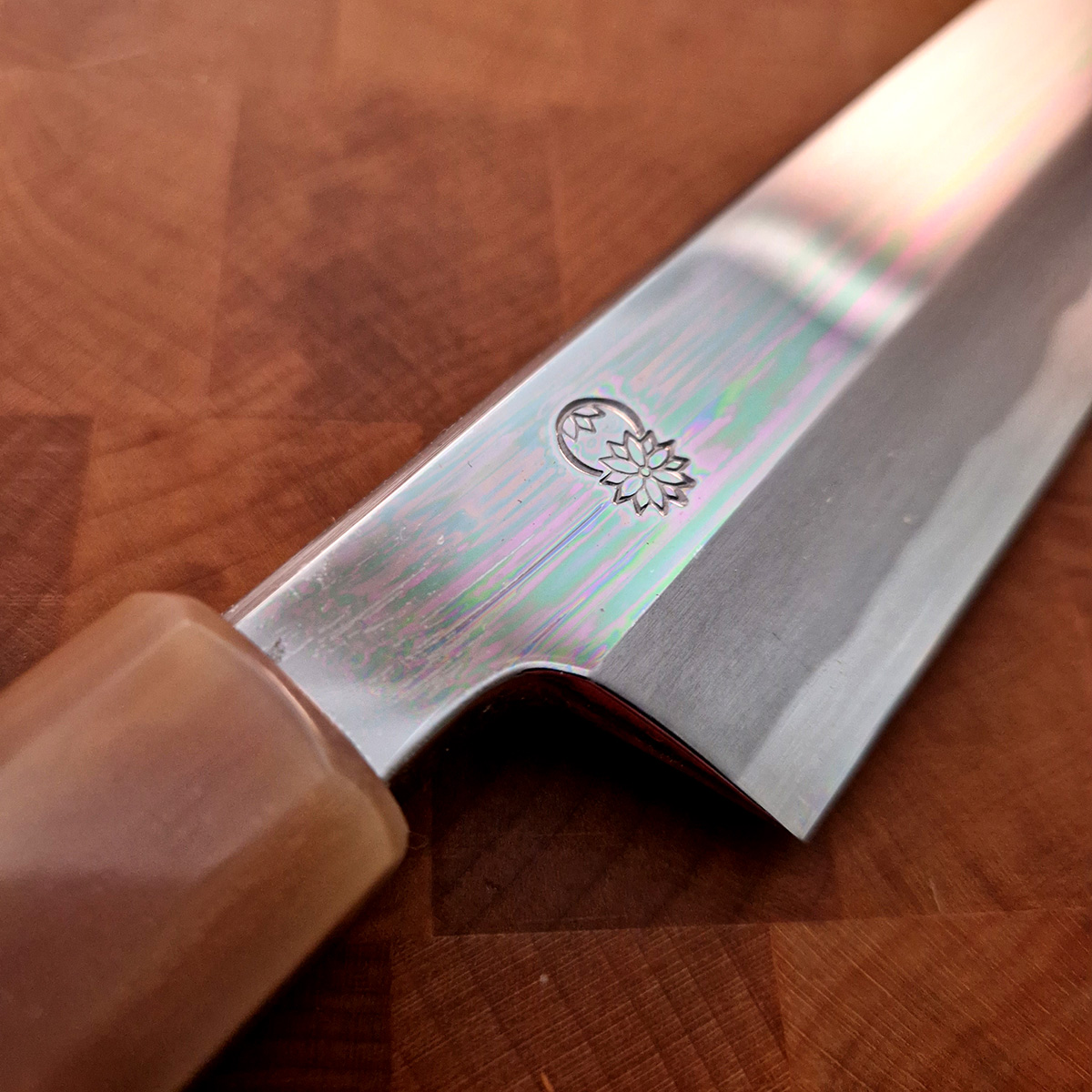 30cm Kiritsuke Yanagiba, Mirror Polished, Shirogami II, inkl Saya - SAKAI KIKUMORI — bilde 9
