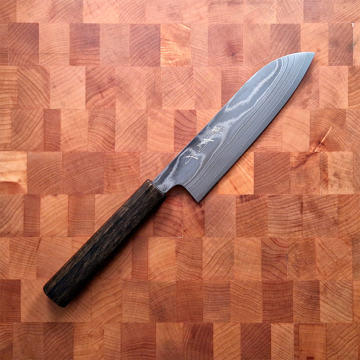 16,5cm Grønsakskniv (Santoku), AUS Damask - SAKAI KIKUMORI — bilde 1