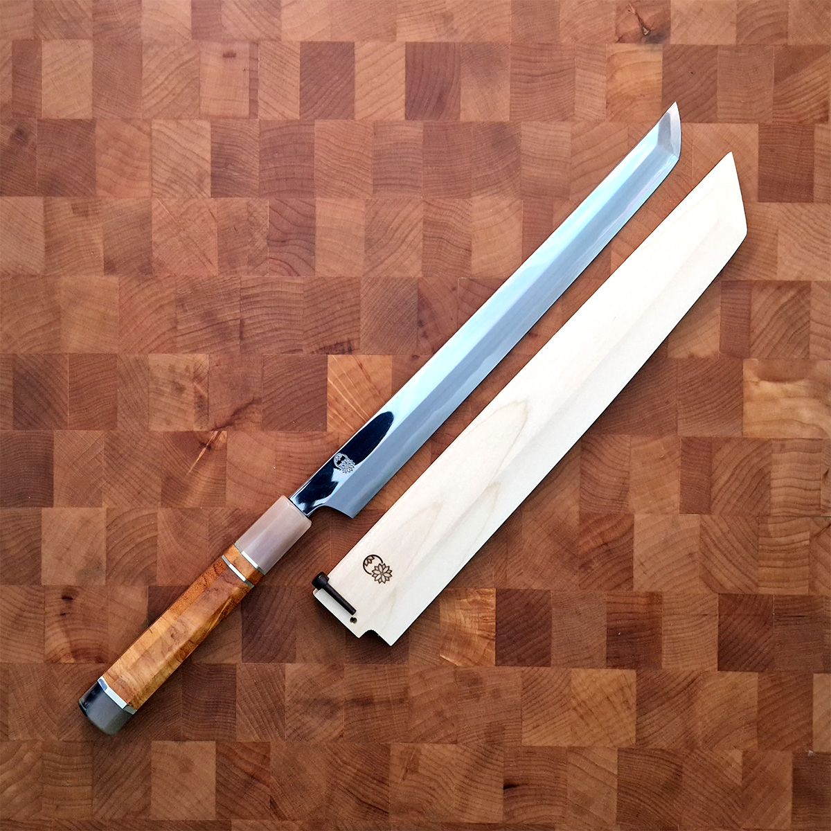 27cm Sakimaru Takohiki, Mirror Polished, Shirogami II, inkl Saya - SAKAI KIKUMORI — bilde 3