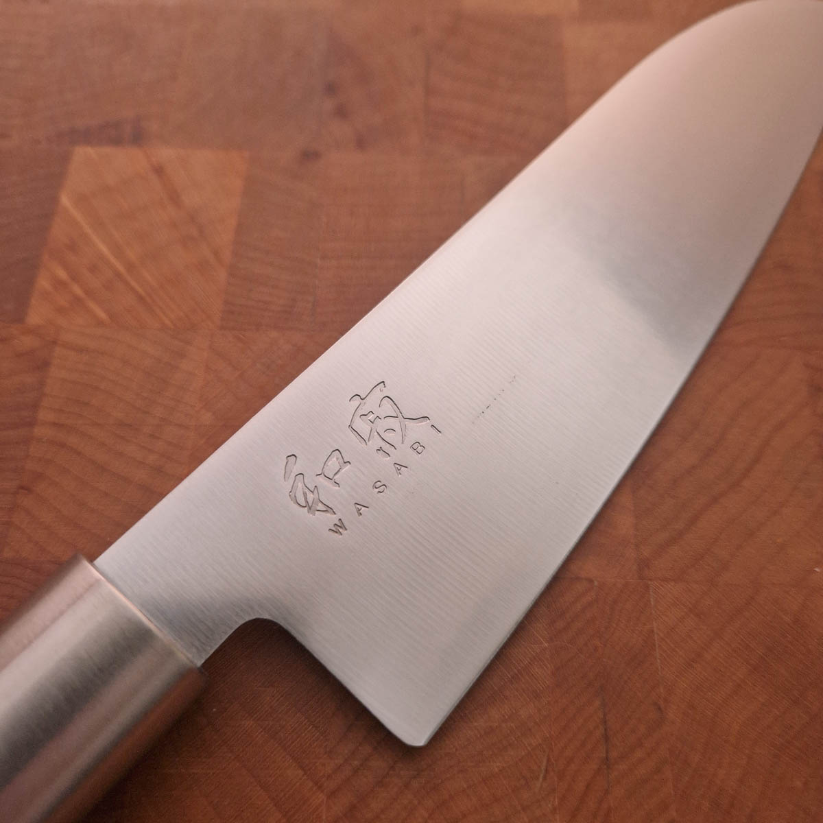 16,5cm Santoku - KAI WASABI BLACK — bilde 2