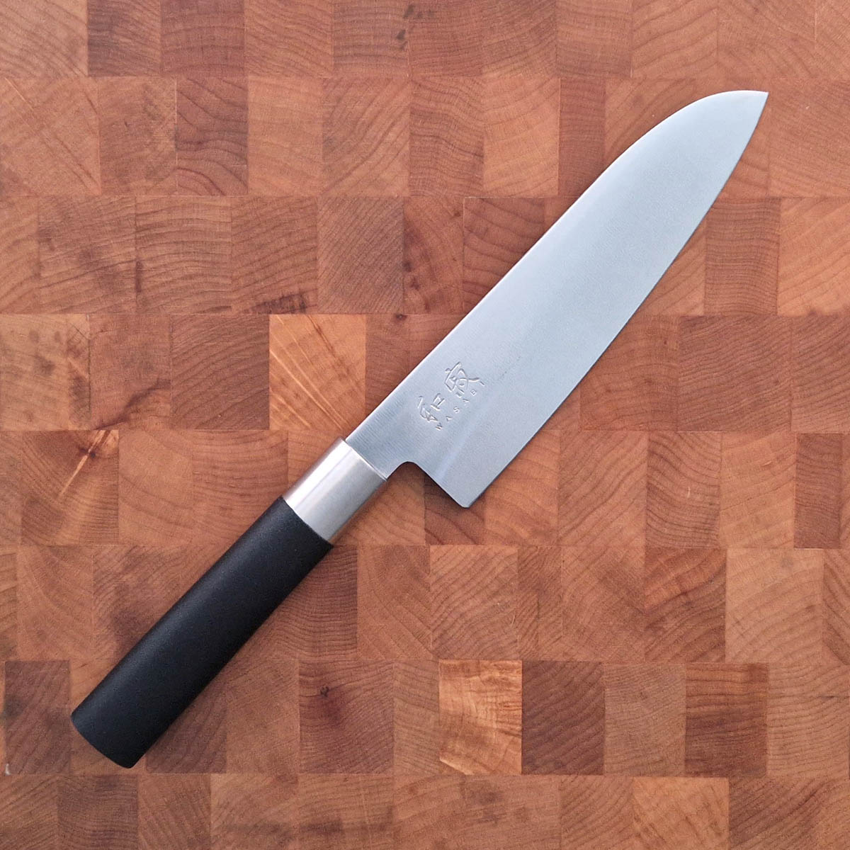 16,5cm Santoku - KAI WASABI BLACK