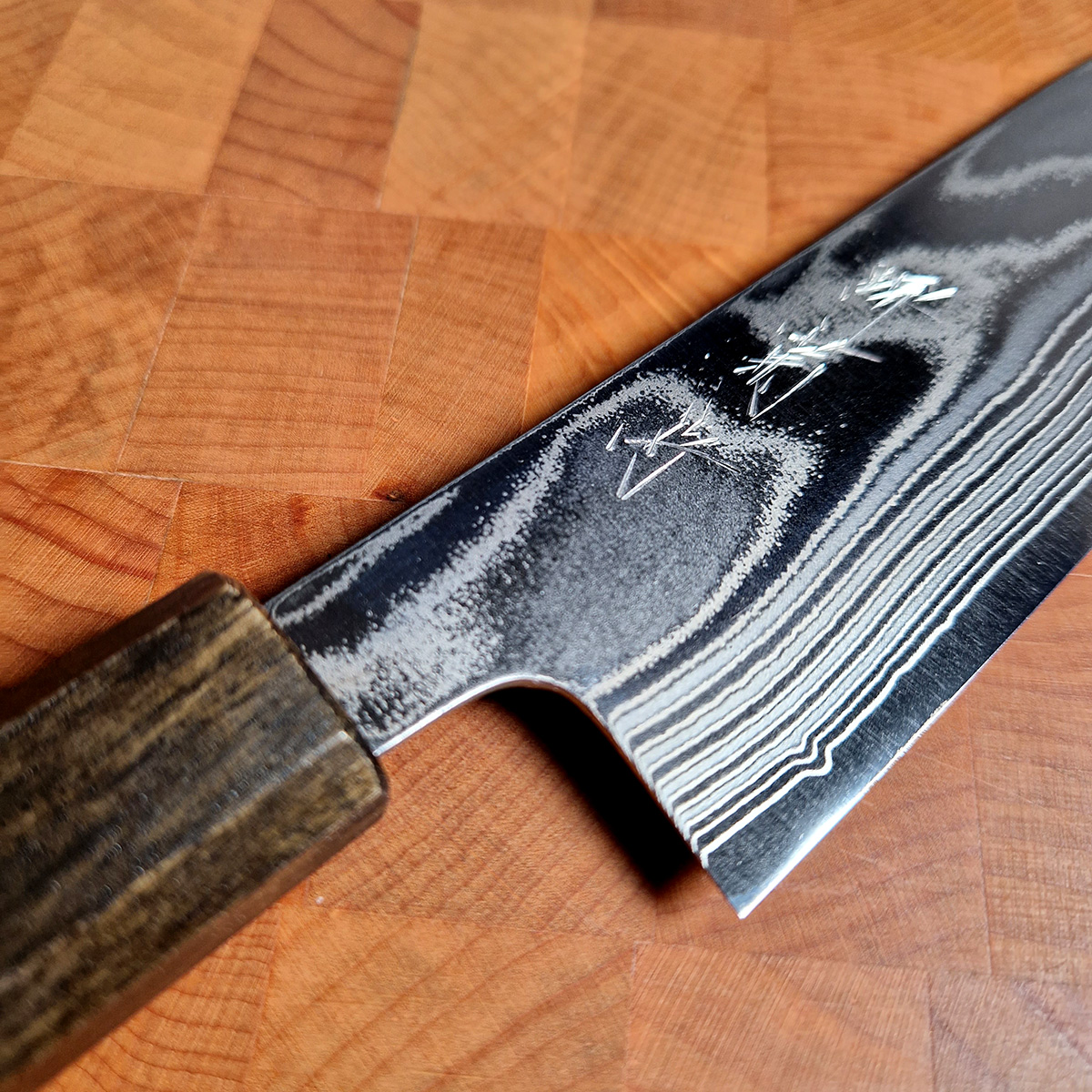 16,5cm Grønsakskniv (Santoku), AUS Damask - SAKAI KIKUMORI — bilde 3