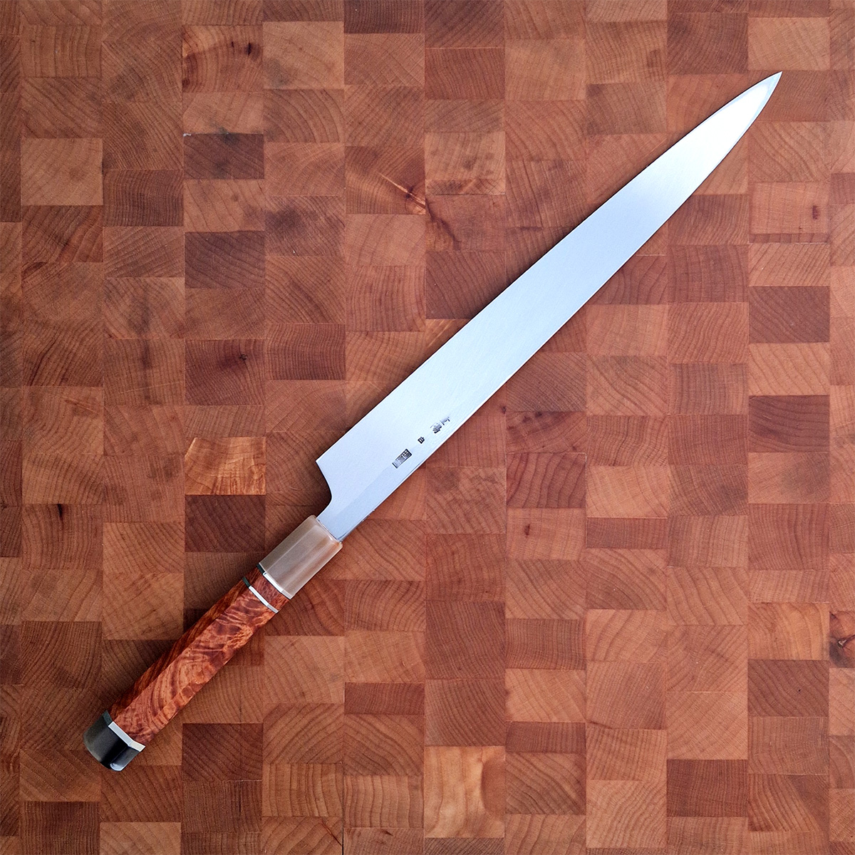30cm Yanagiba, Mirror Polished, Shirogami II, inkl Saya - SAKAI KIKUMORI — bilde 7