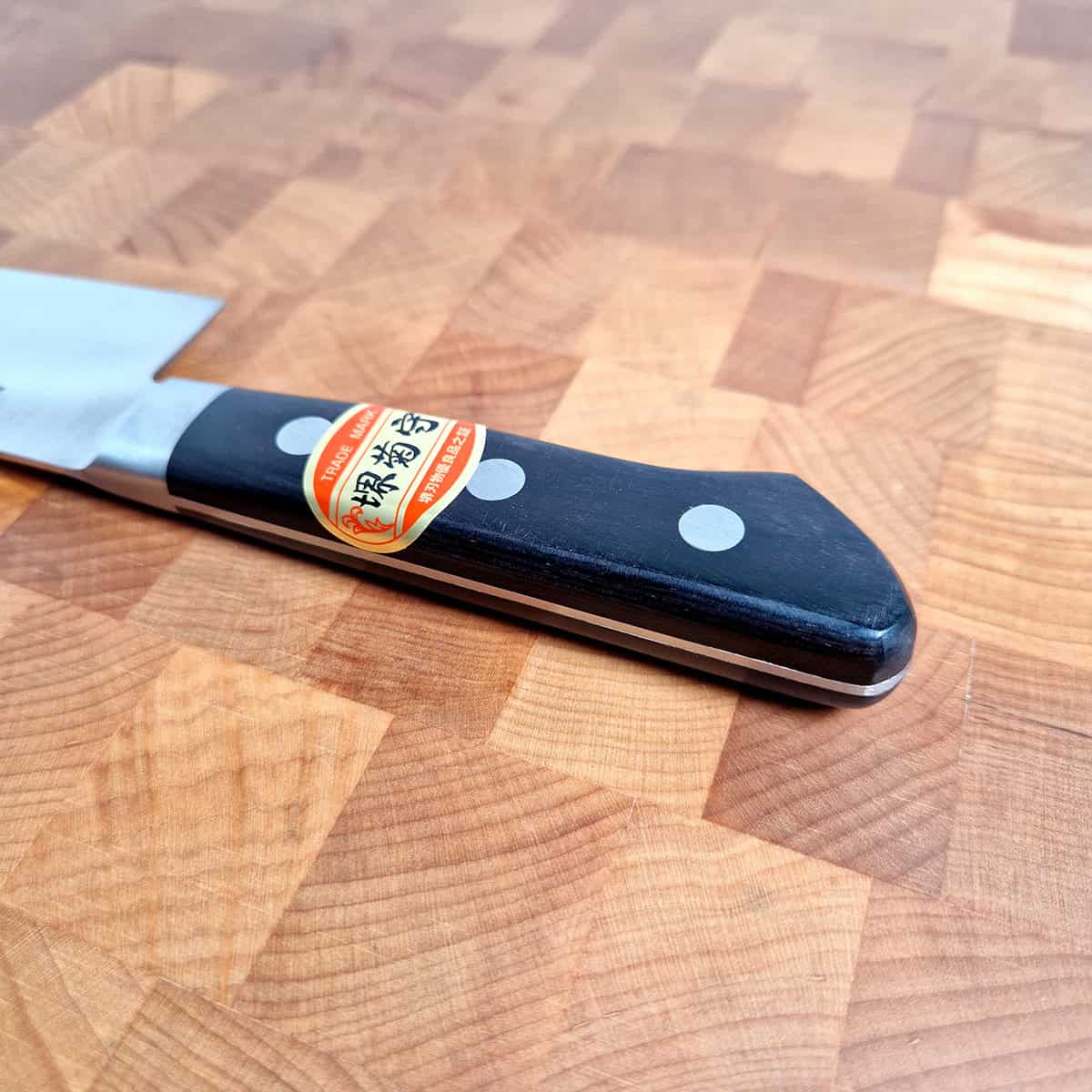 17cm Grønnsakskniv (Santoku) Nihonko, SK4 - SAKAI KIKUMORI — bilde 4