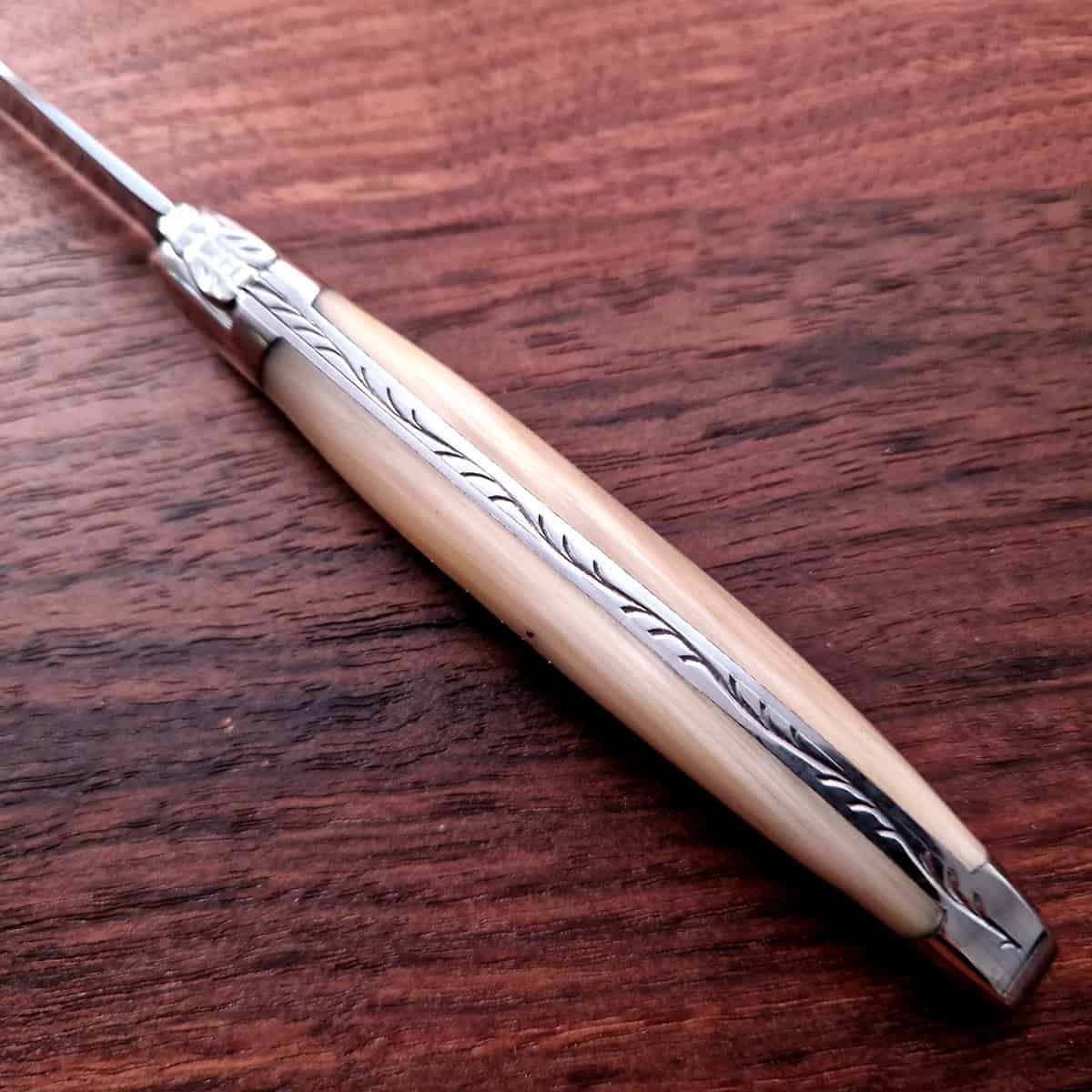 Biffkniver 2. stk lys horn - Forge de Laguiole — bilde 4