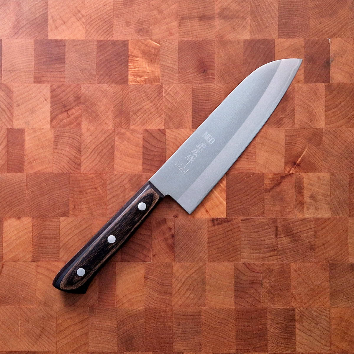 16,5cm Grønnsakskniv (Santoku), OMA, Neo-Kengata u/bolster - MASAHIRO