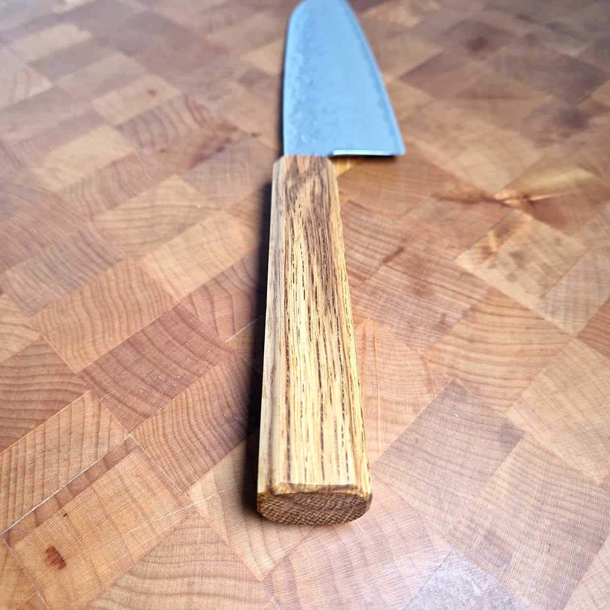 16,5cm Grønnsakskniv (Santoku) AUS10 TRISM, Eik - HARUYUKI — bilde 5
