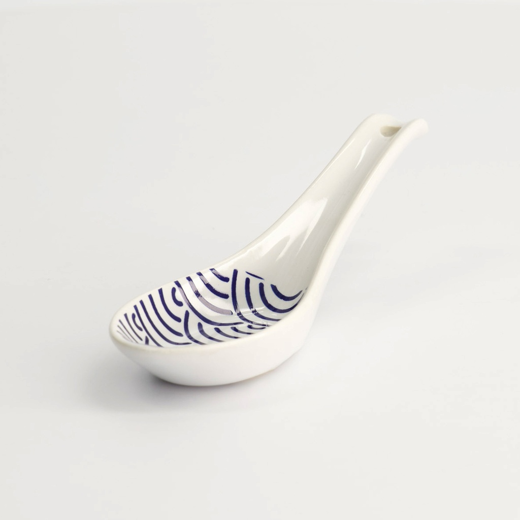 Ramenskje "Nippon Blue Wave" - Tokyo design studio
