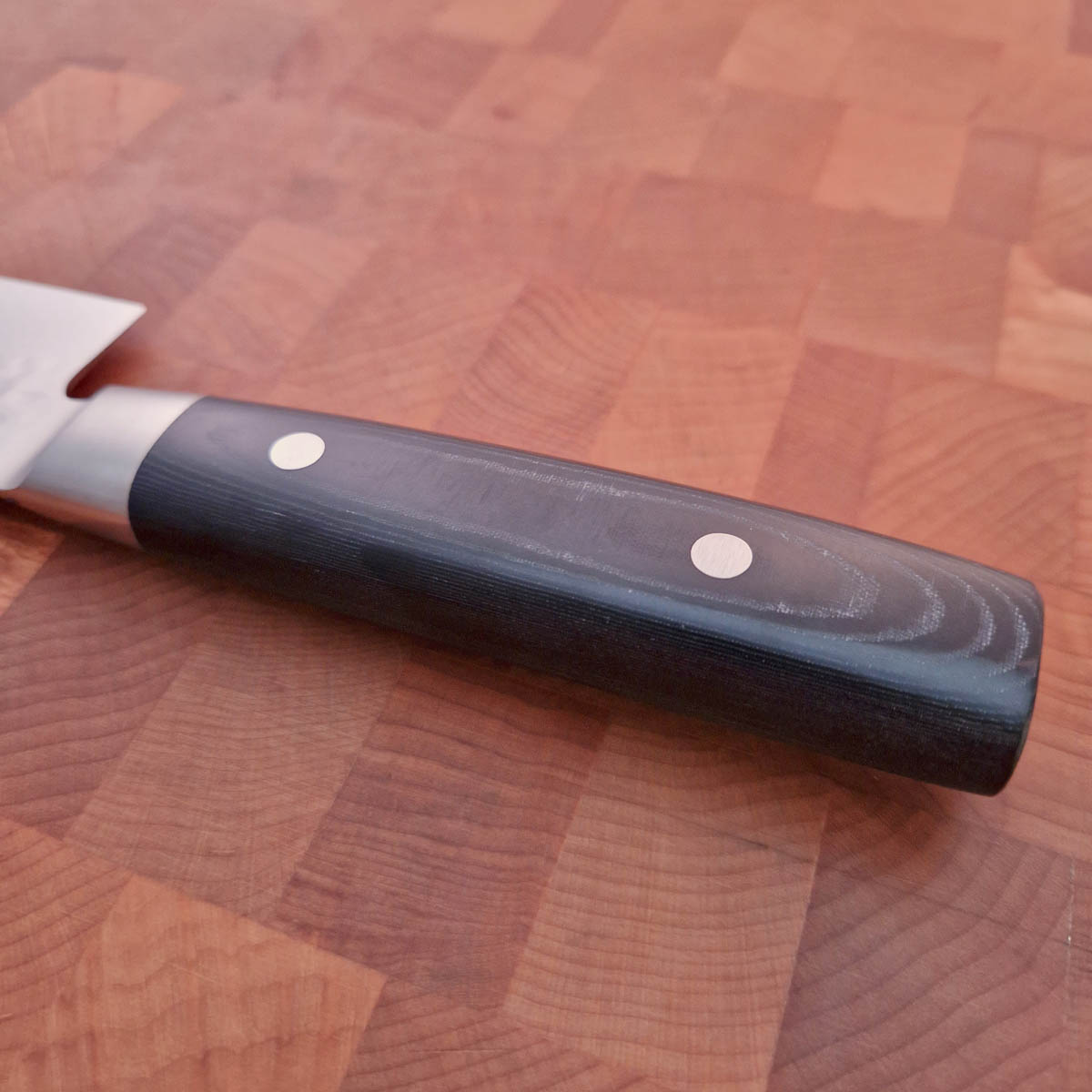 Gavesett (16.5cm Santoku + 27cm Brynestav) - YAXELL ZEN — bilde 4