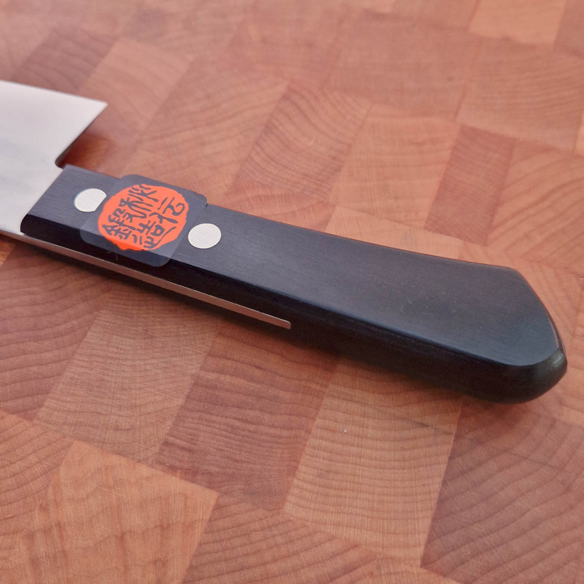 18cm Kokkekniv Nashiji VG10, Sort - TANAKA — bilde 3
