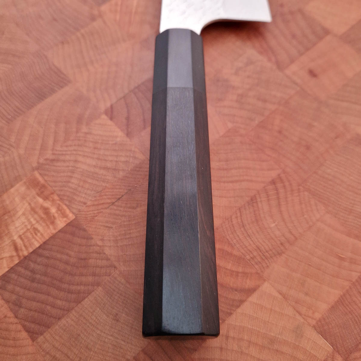 16,5cm Grønnsakskniv (santoku), STRIX hamret damask - Nigara Hamono — bilde 3