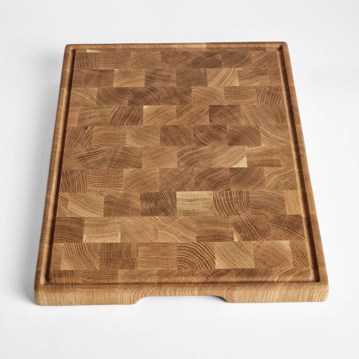 Skjærebrett (50 x 35 x 3cm) - endeved, stående stav, eik