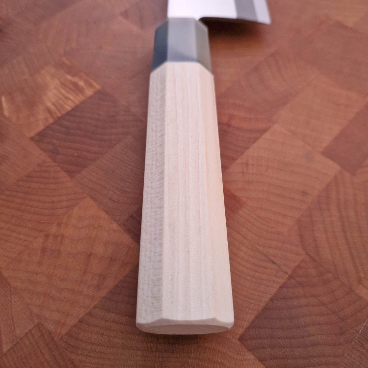 Knivsett Ryutoku, Santoku, Nakri, Deba og Yanagiba - TOJIRO — bilde 4
