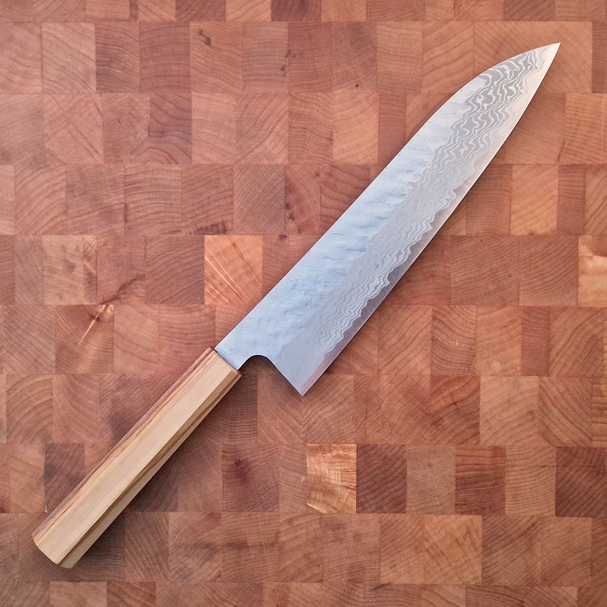 24cm Kokkekniv (gyoto), Vg10 damask/tsuchime - NIGARA HAMONO — bilde 1