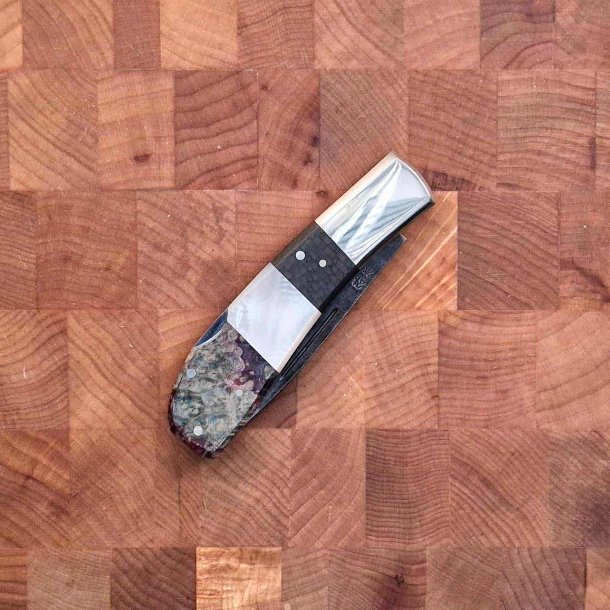 TAKEDA Foldekniv - Box Elder, Pearl Carbon — bilde 5