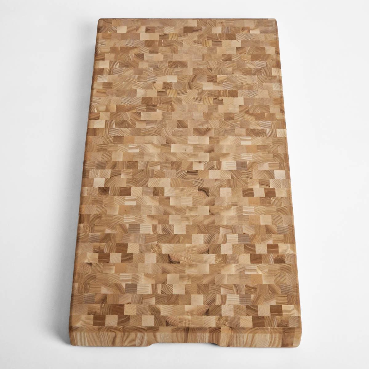 Skjærebrett (70 x 35 x 5cm) - endeved, stående stav, ask