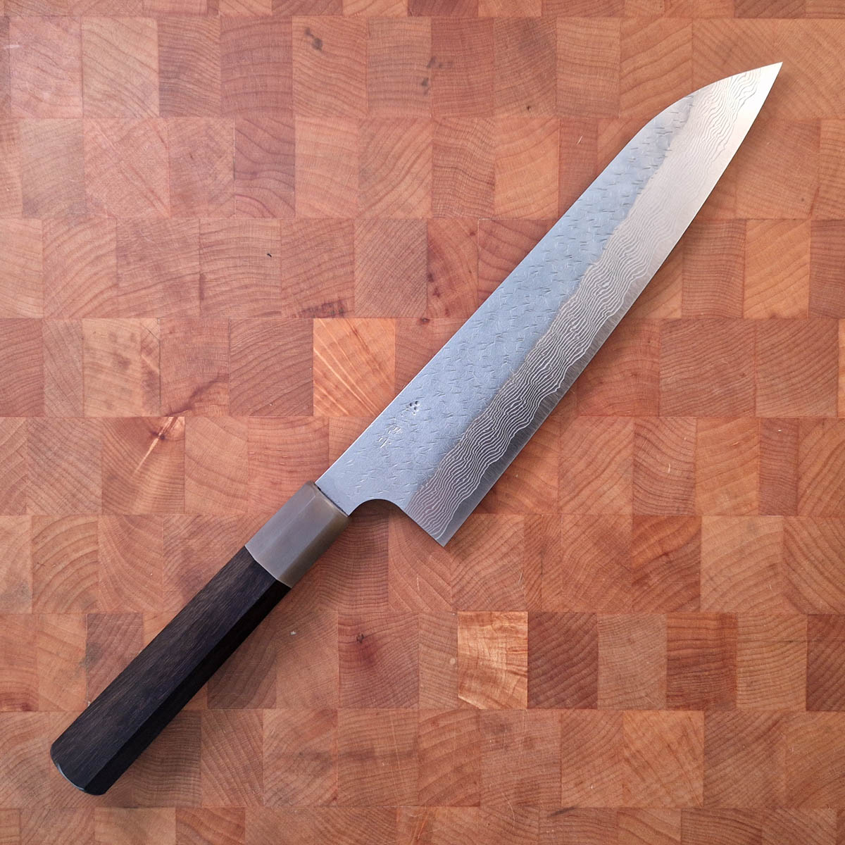 24cm Kokkekniv, STRIX hamret damask - Nigara Hamono