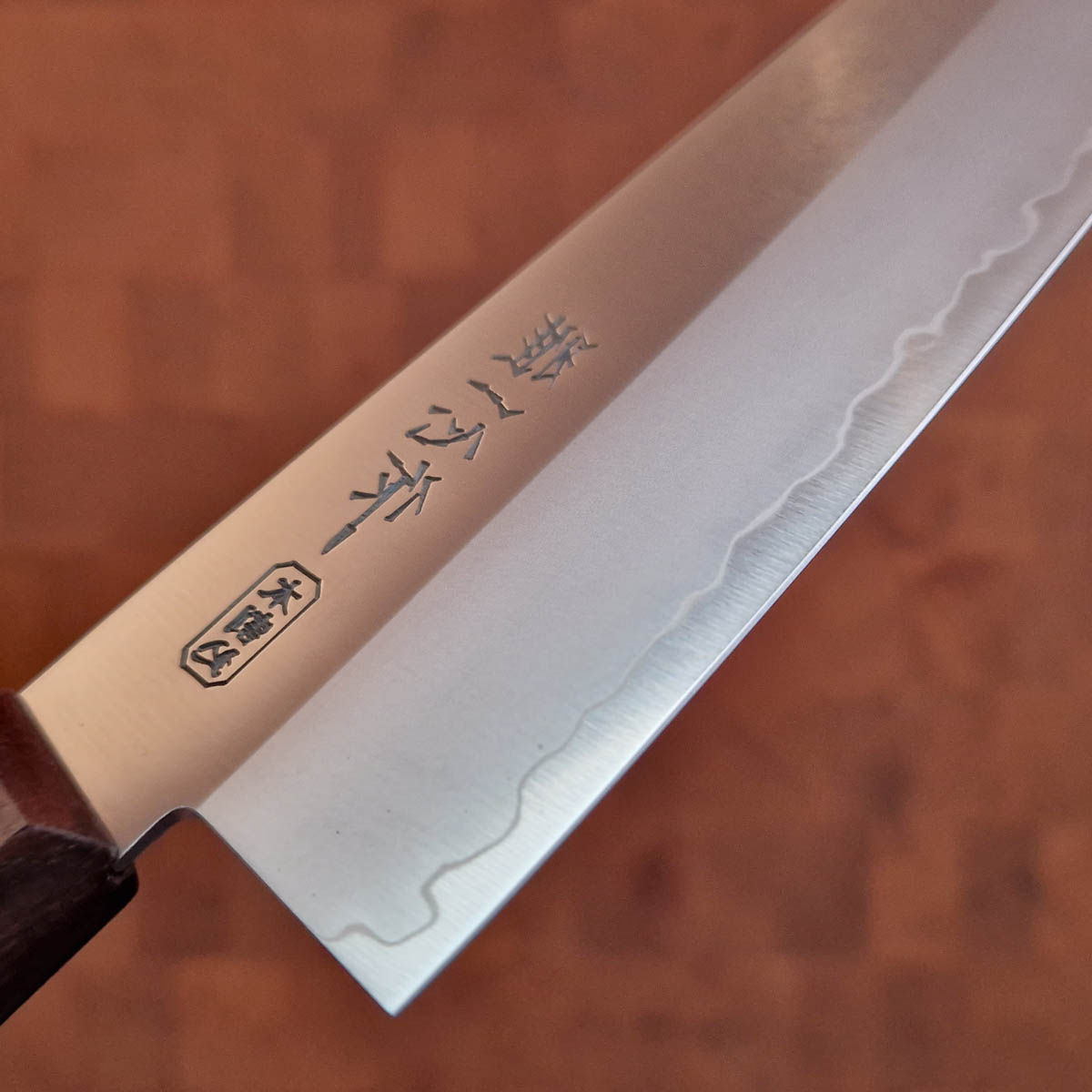 17cm Grønnsakskniv (Santoku), 8A - KANETSUGU — bilde 2