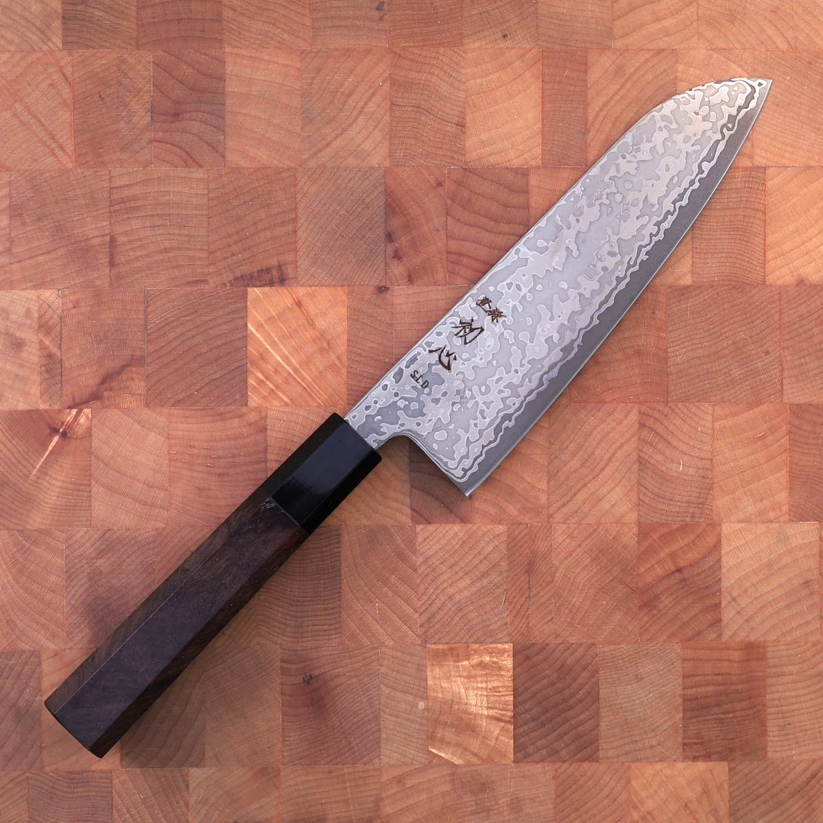 16.5cm Grønnsakskniv (santoku) "Hikari" Kurozome, SLD -HATSUKOKORO