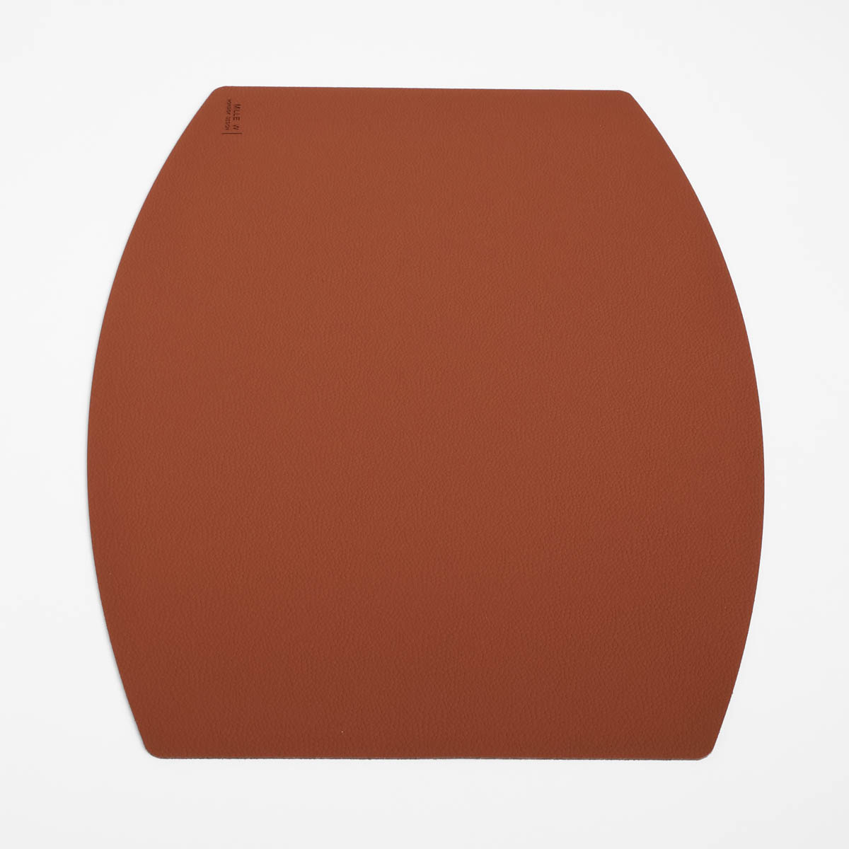 Bordmatte "Ellips", Resirkulert italiensk lær/skinn, Cognac (45x35cm) - MiLLE W — bilde 1