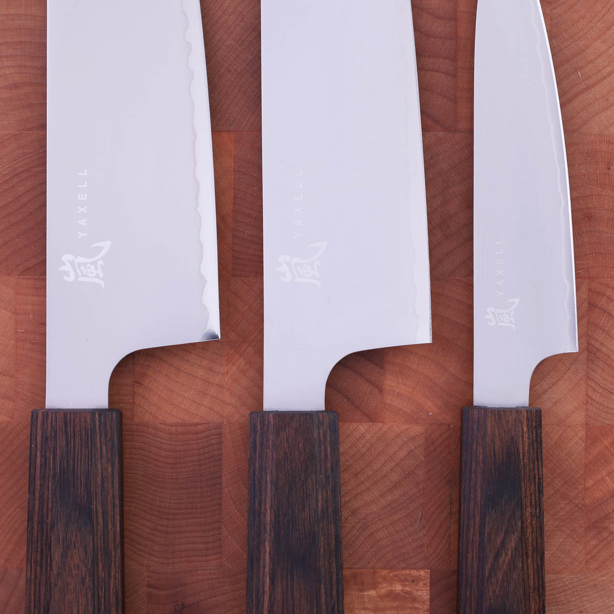 Knivsett 20cm Kokkekniv, 16,5cm Grønsakskniv (Santoku) og 12cm Universalkniv, Hana - Yaxell — bilde 2