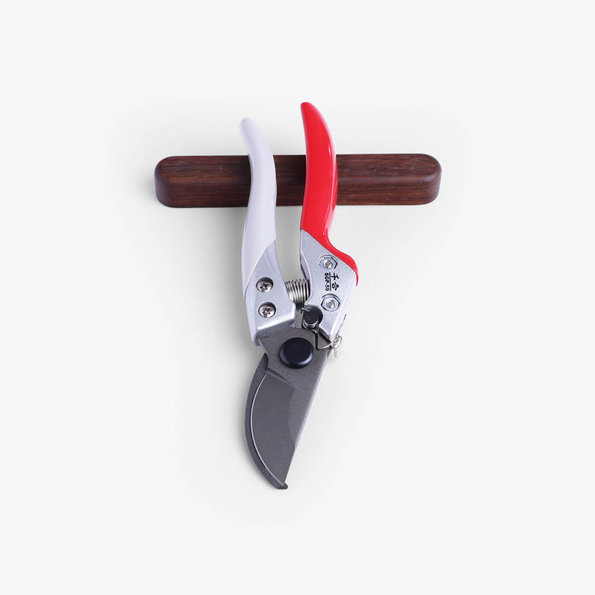 Hagesaks 20cm, karbonstål - Senkichi