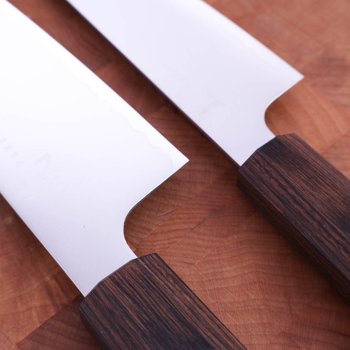 Knivsett 20cm Kokkekniv (Gyuoto) og 12.5cm Ko-santoku, Hana - Yaxell — bilde 4