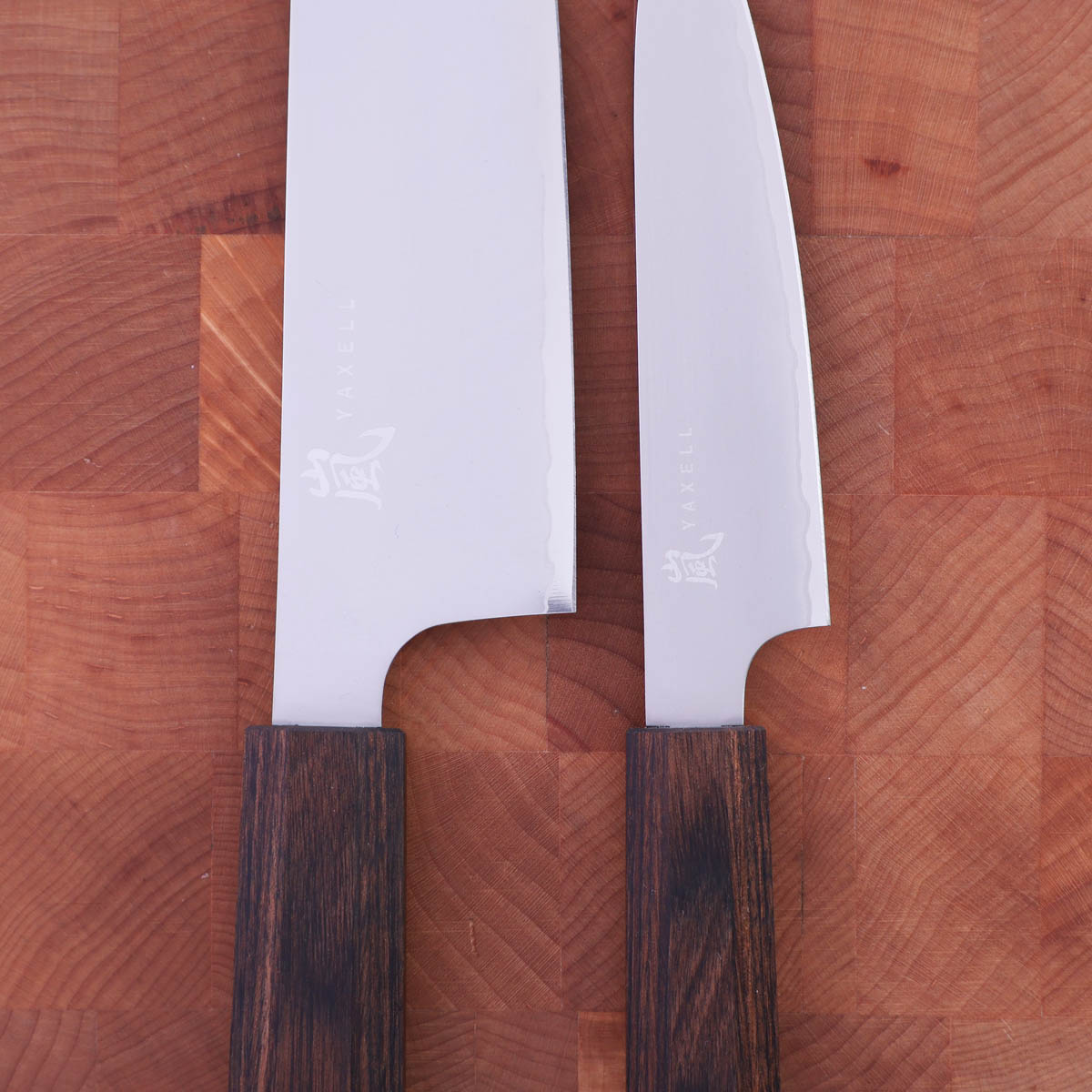 Knivsett 16,5cm Grønsakskniv (Santoku) og 12cm Universalkniv, Hana - Yaxell — bilde 2