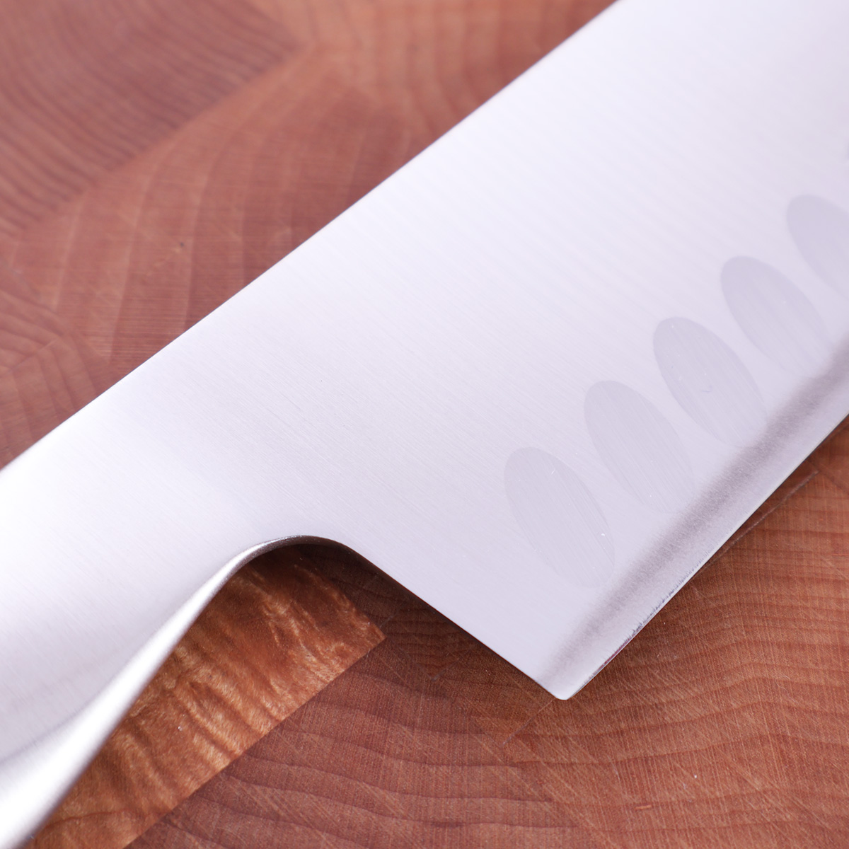 18cm Grønnsakskniv (santoku) m/dimpler - GLOBAL — bilde 2