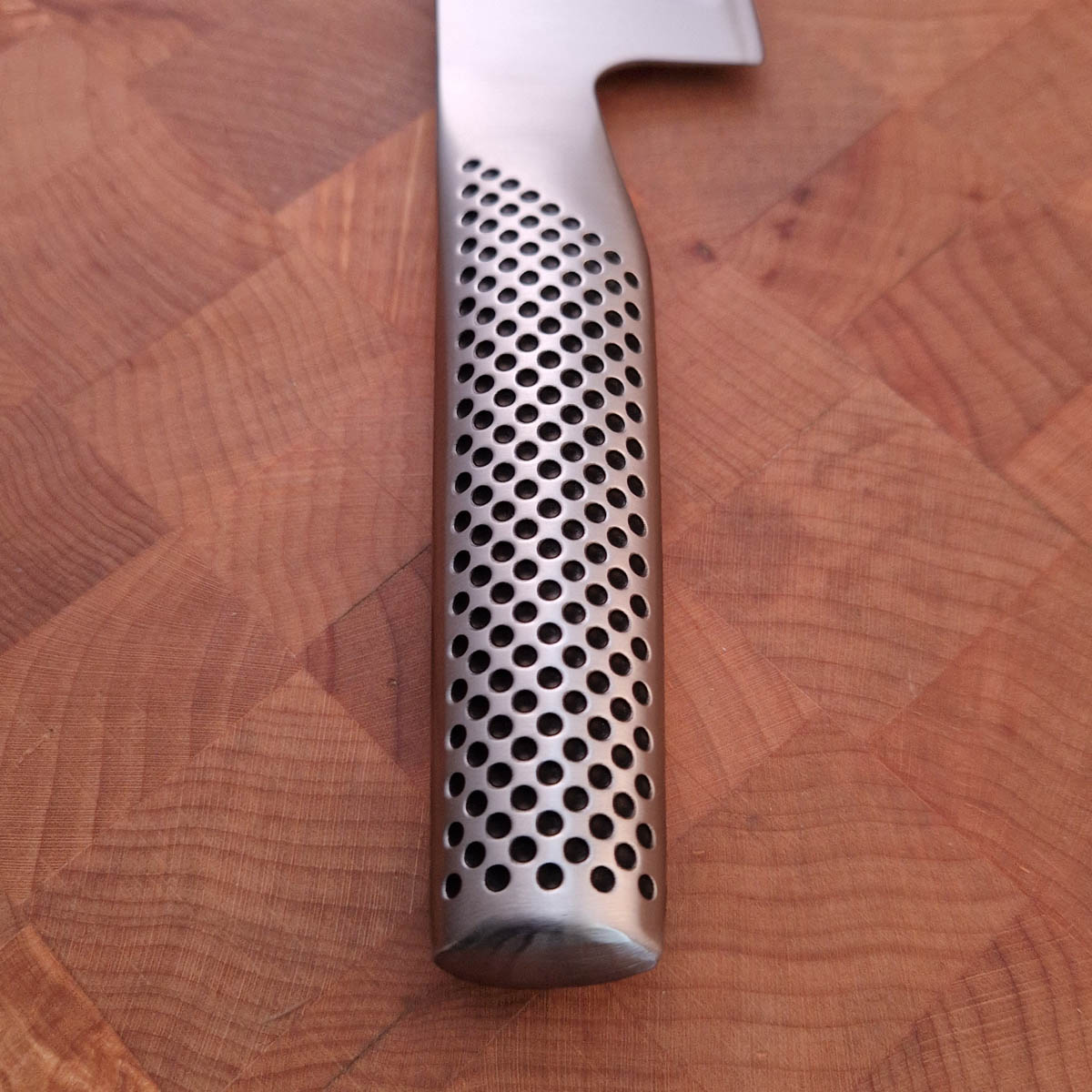20cm Kokkekniv (gyoto) m/dimpler - GLOBAL — bilde 3