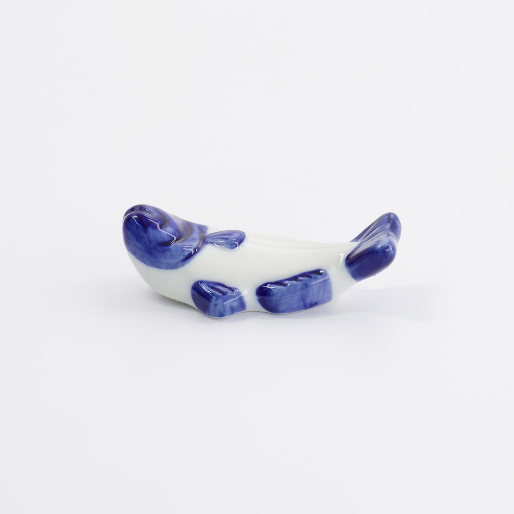 Spisepinneholder "Blue/white Fish" - Tokyo design studio — bilde 3