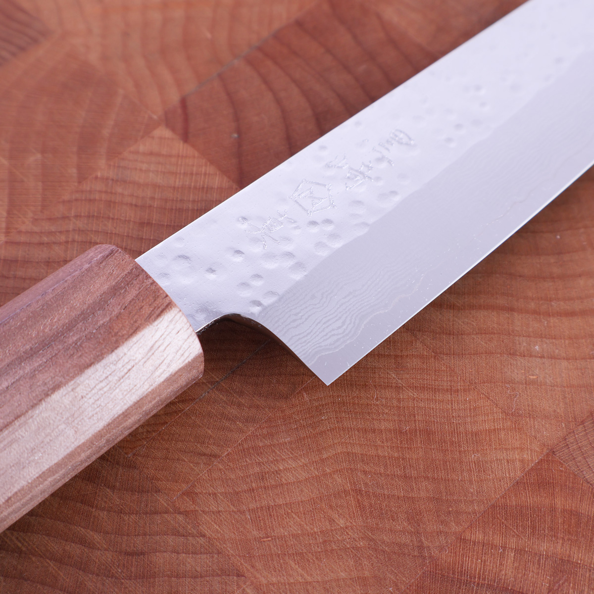 13.5cm Universalkniv (Petty), Damask/Tsuchime, VG7 - MAKOTO KUROSAKI — bilde 2