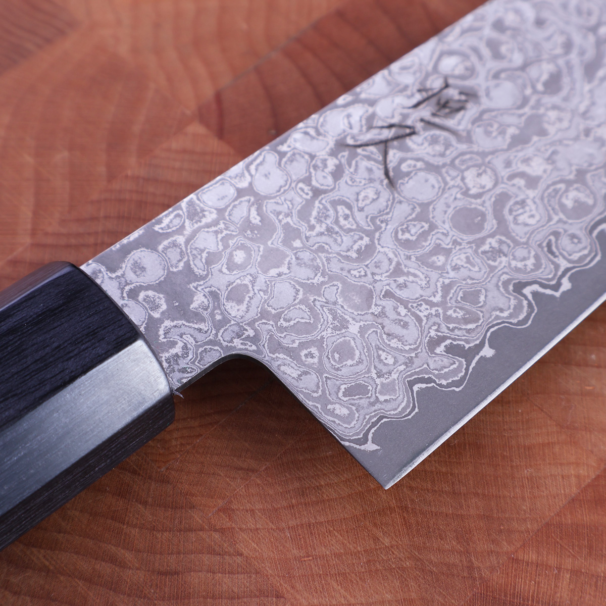 18cm Grønnsakskniv (Santoku) AUS10 Kuroshi/Damask - HARUYUKI — bilde 2