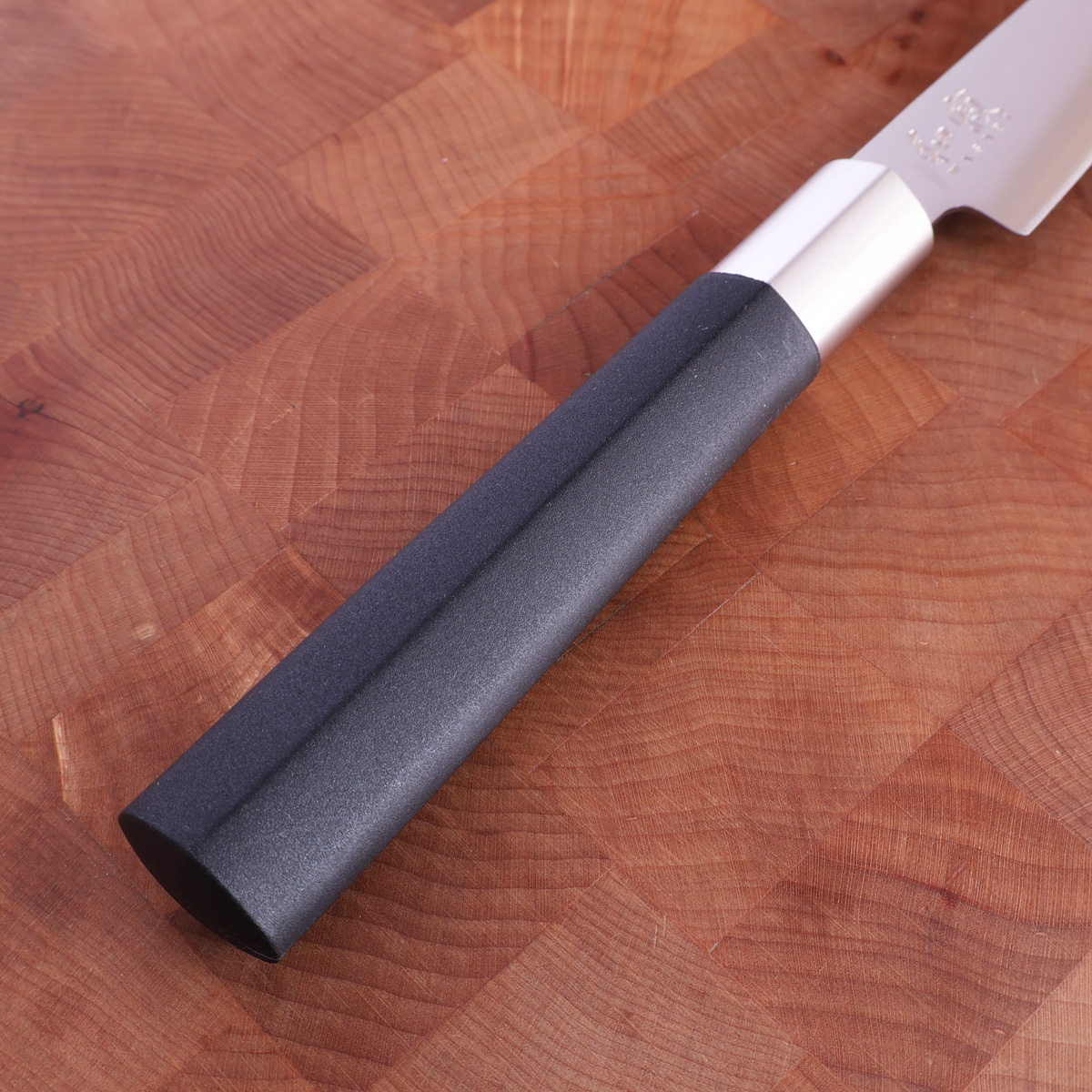 10cm Universalkniv - KAI WASABI BLACK — bilde 3