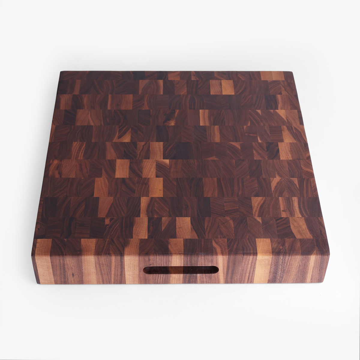 Skjærebrett "King" (45x45x7cm) - endeved, stående stav, valnøtt — bilde 1