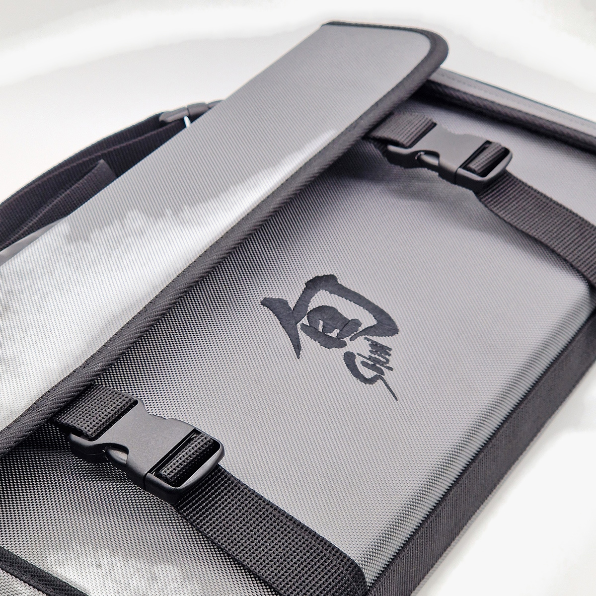 Knivmappe stor - 9 + 8 kniver - KAI — bilde 2